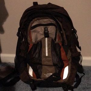 The North Face 31L Recon Backpack
